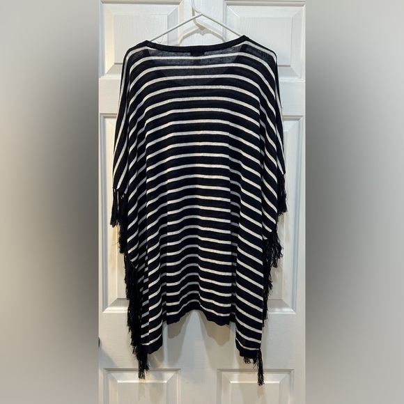 Talbots Linen Blend Fringe Trimmed Poncho Sz L Oversized Nautical Beachy Resort - Picture 2 of 7